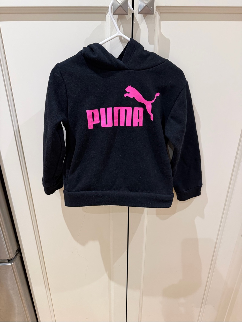 PUMA 3t Kids' Black Hoodie with Pink Logo